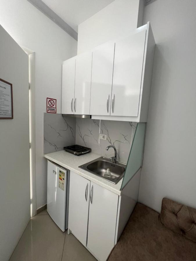 Seaside Rooms & Apartments Sarande Exterior photo
