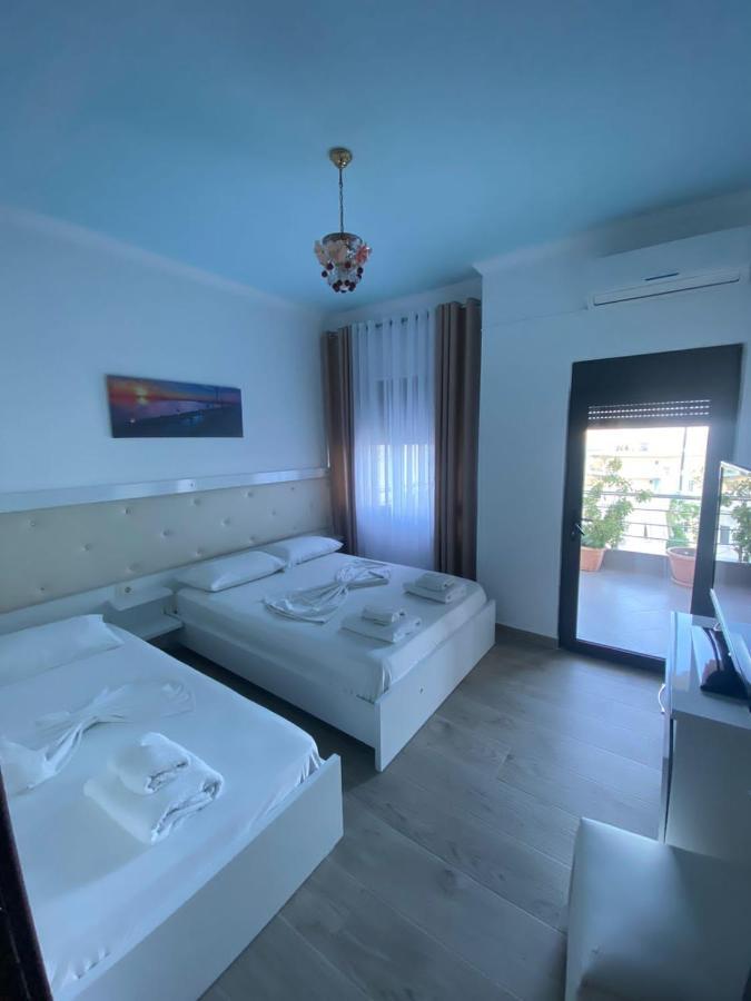Seaside Rooms & Apartments Sarande Exterior photo